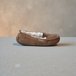 UGG Women's Ansley Moccasin Slippers Chestnut Size 6